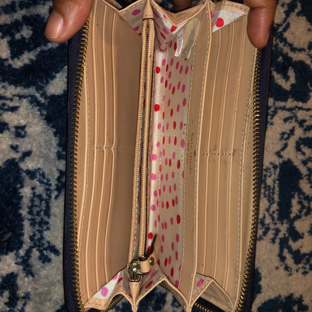 Kate Spade Wallet - Picture 3 of 4